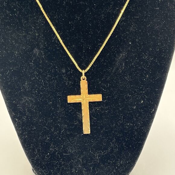 14K Yellow Gold Filled Cross & .925 Sterling Gold Tone Pendant 20” Box Chain - Picture 2 of 6